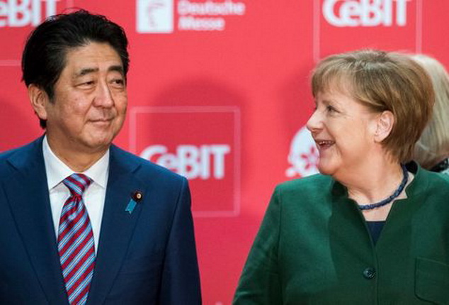 Shinzo-Angela-Merkel-Welcome-Hannover _MILIMA20170319_0304_11