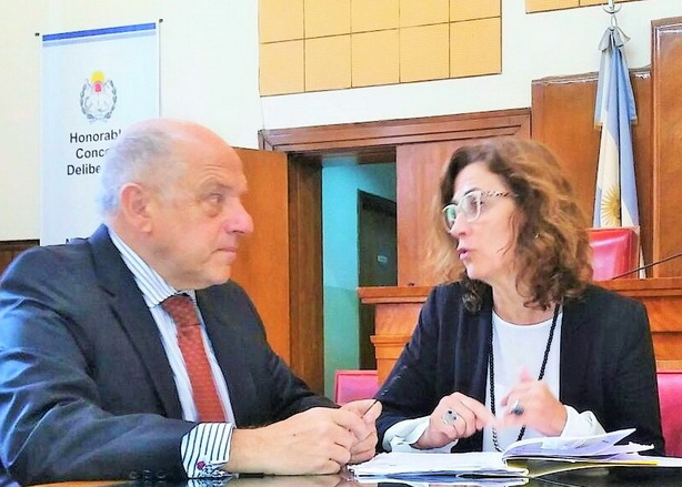 martinez1