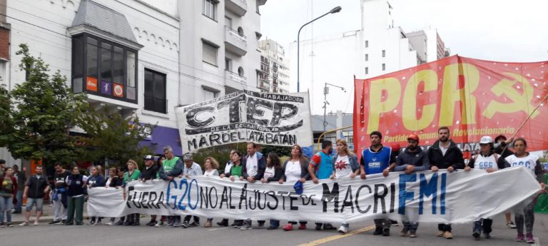 Manifestación contra el G20 en Mar del Playa y Capital ...