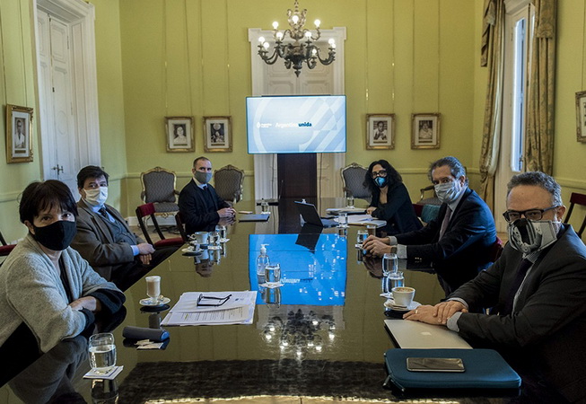 El Gobierno pone en marcha los “gabinetes temáticos” con eje en la