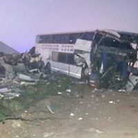 Trágico choque en la Ruta 3: Hay 4 muertos y son 16 los heridos, varios ...